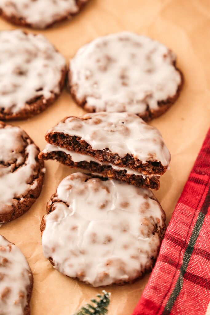 Chocolate Cinnamon Iced Oatmeal Cookies
